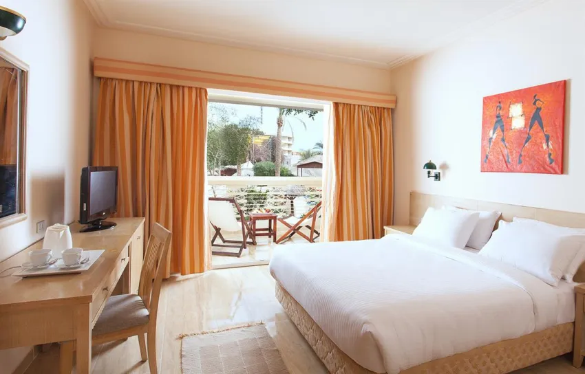 SINDBAD CLUB  4*-4