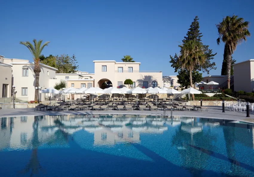 Louis St. Elias Resort 4*-140