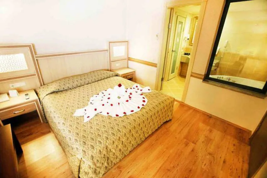 Utopia World Hotel 5*-26