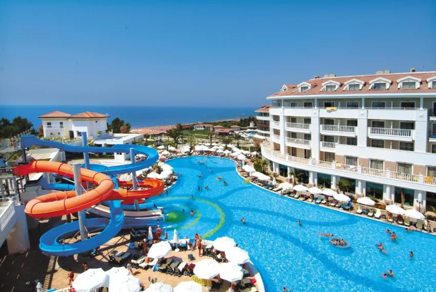 ALBA QUEEN HOTEL  5*-5
