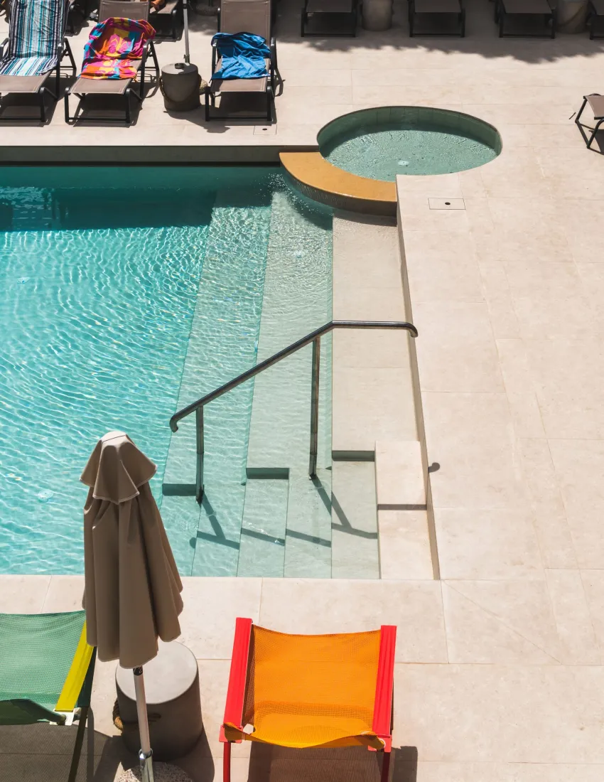 Canadian Hotel 3*-46