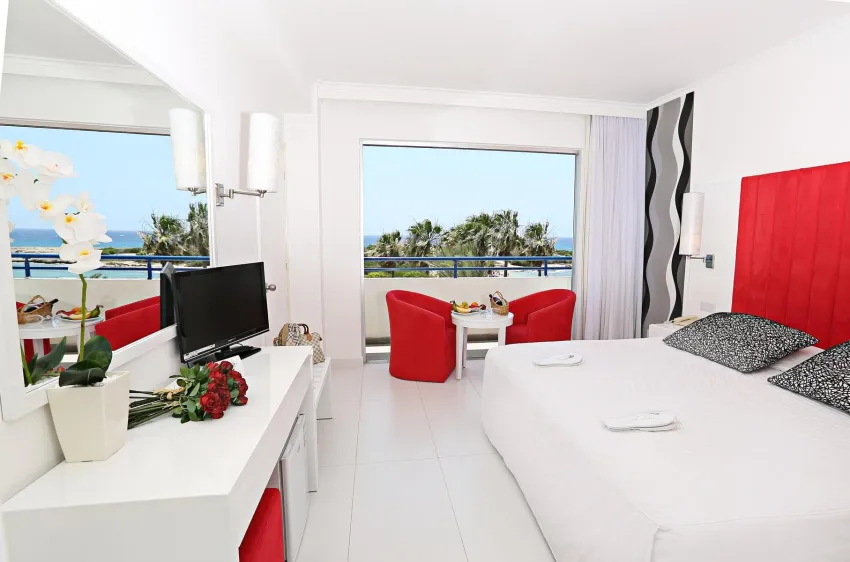 Dome Beach Hotel 4*-9