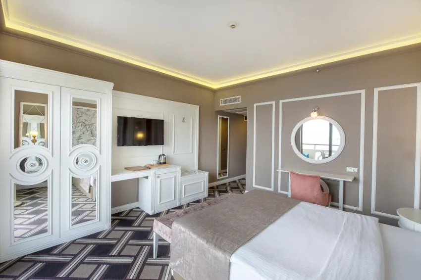 UTOPIA RESORT & RESIDENCE  5*-43