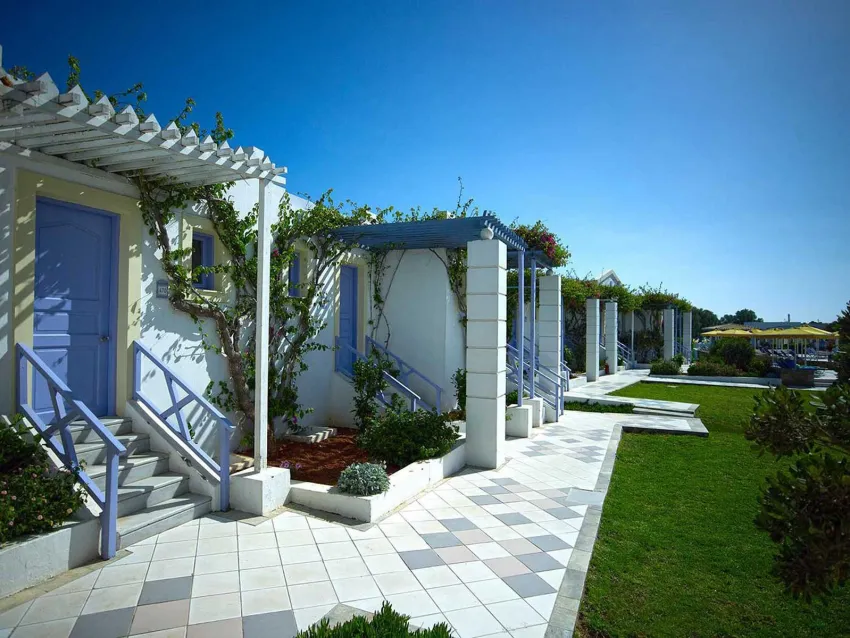 OYA Beach Resort 5*-5