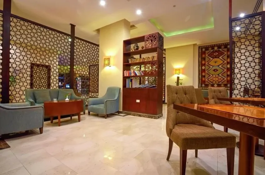 ROYAL STAR BEACH RESORT  4*-10