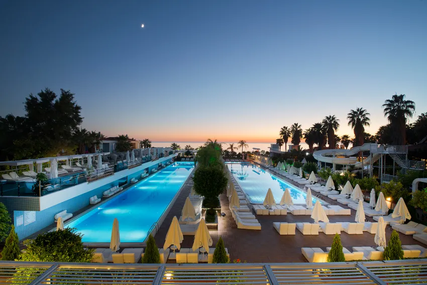 Q PREMIUM RESORT HOTEL  5*-4