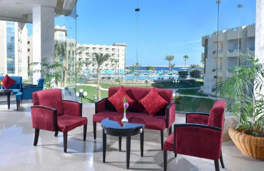 Hotelux Marina Beach 4*-1