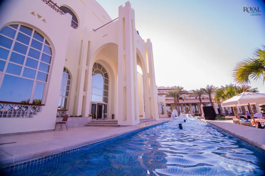 Royal Lagoons Resort & Aqua Park 5*-85