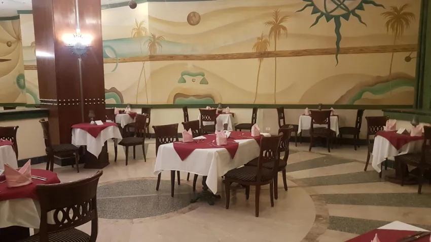 Royal Lagoons Resort & Aqua Park 4*-8