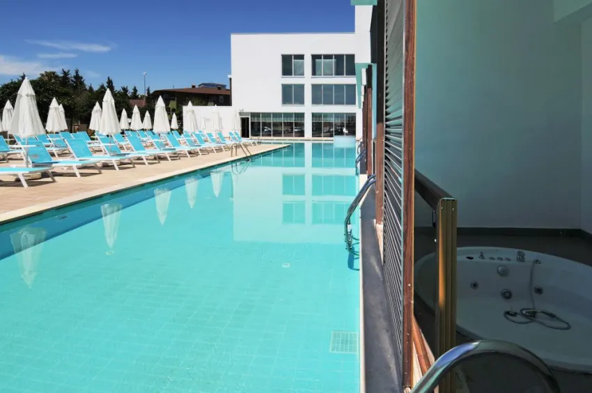 LONICERA WEST HOTEL  4*-19
