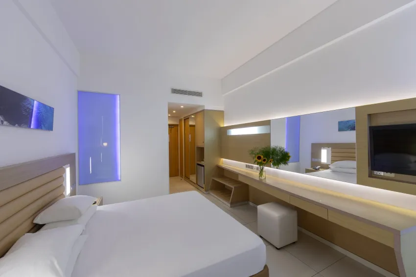 Vrissaki Beach Hotel 4*-20