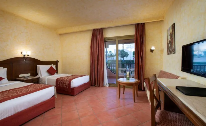 CHARMILLION SEA LIFE RESORT  4*-18