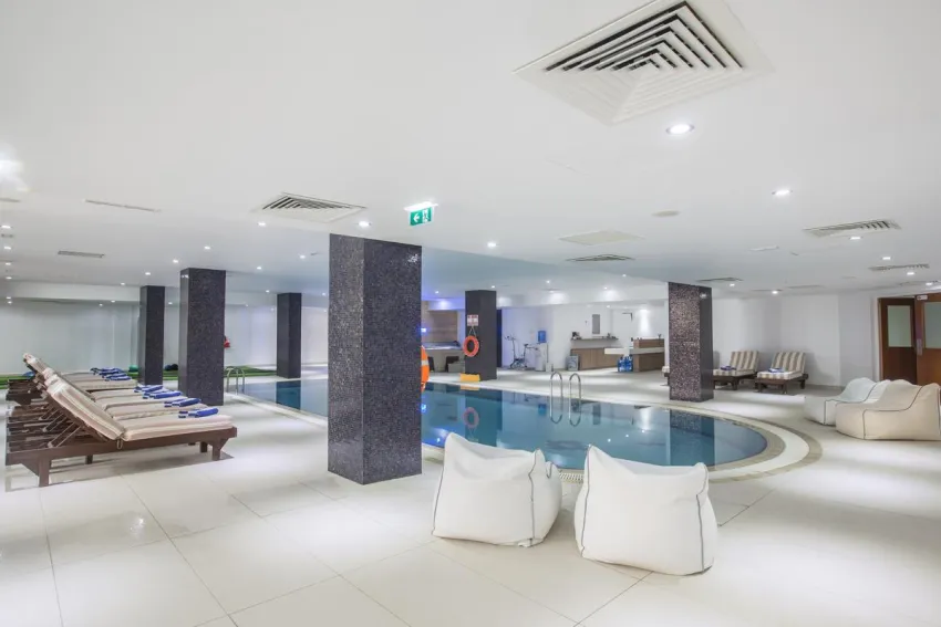 Nelia Sea Breeze 4*-18