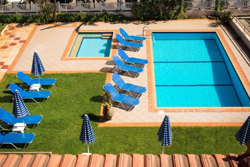 Marianthi Apartments 3*-12