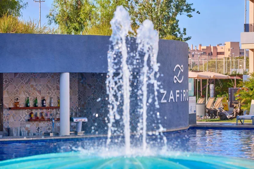 Zafiro Palmanova -114