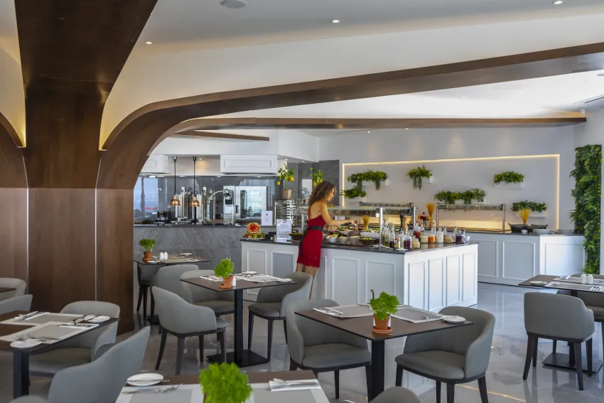 Leonardo Crystal Cove Hotel and Spa by the Sea 4*-53