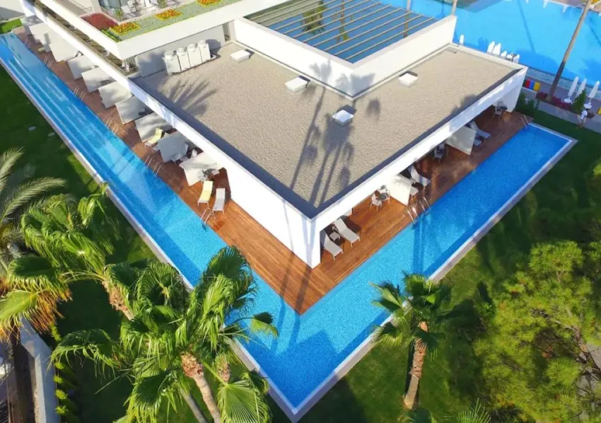 ACANTHUS & CENNET BARUT COLLECTION  5*-59