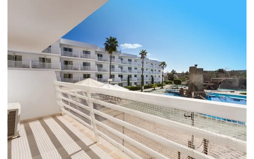 Pirates Village Apartments 3*-17