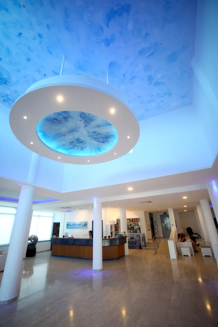 Anonymous Beach 3*-15