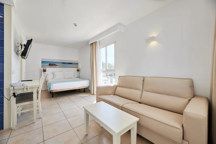 AluaSun Continental Park Hotel & Apartments 4*-45