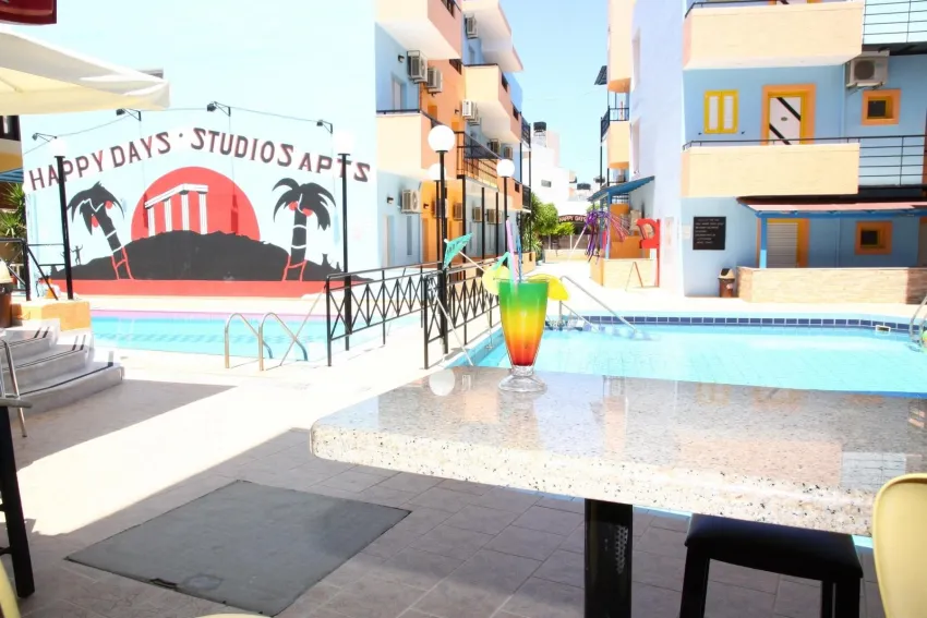 Happy Days Studios 3*-4