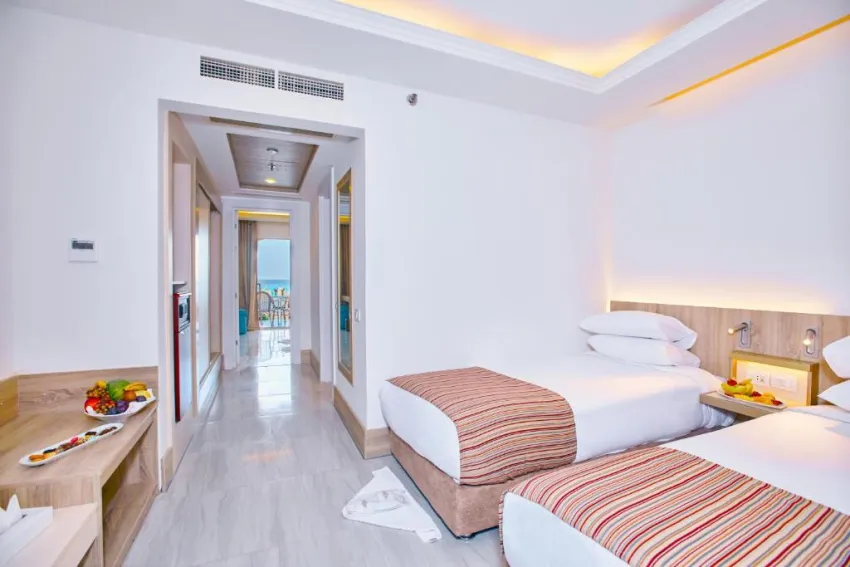 Titanic Beach Spa & Aquapark 5*-3