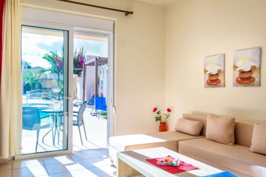 Azure Beach Villas 4*-7