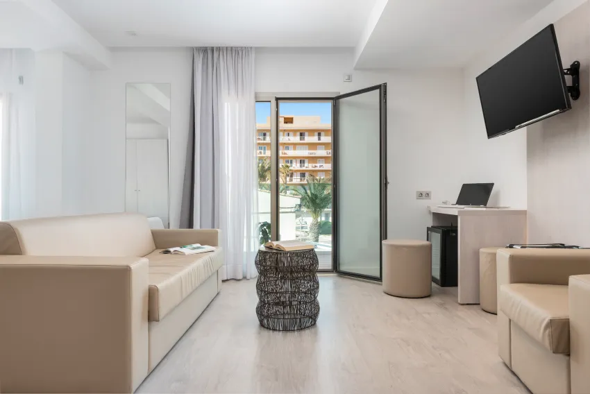 Llaut Boutique Hotel 4*-8