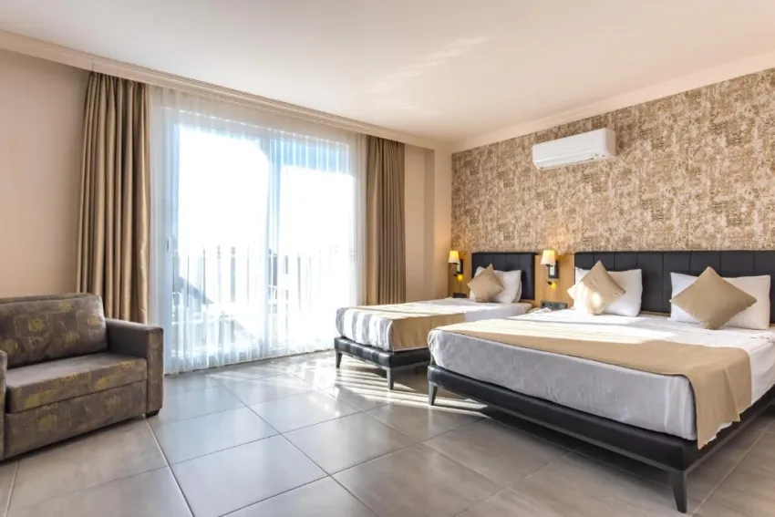 GRAND KOLIBRI PRESTIGE & SPA  5*-37