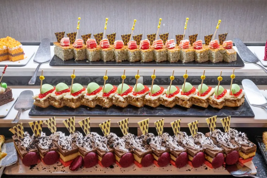 SANDY BEACH HOTEL  4*-21