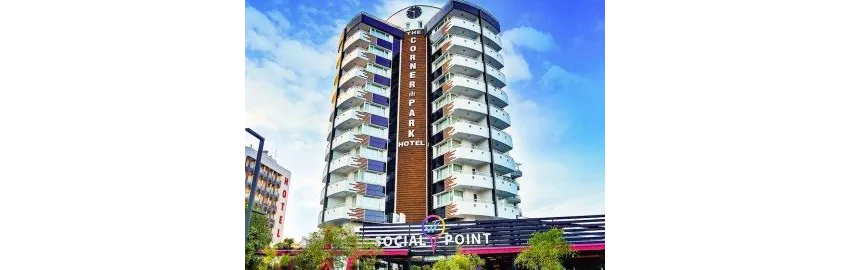 The Corner Park Hotel 3*-1
