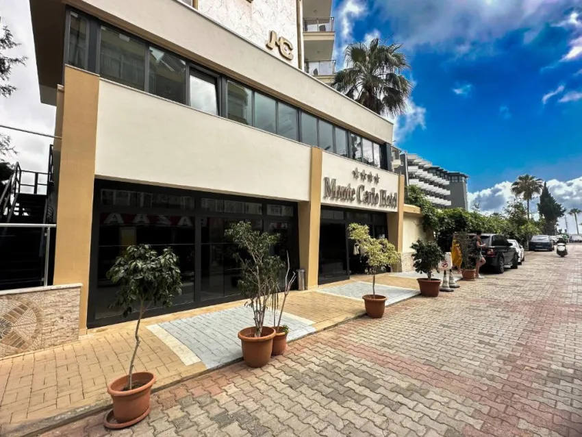 MONTE CARLO HOTEL  4*-12