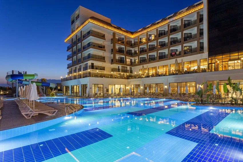 Glamour Resort & Spa Hotel 5*-2