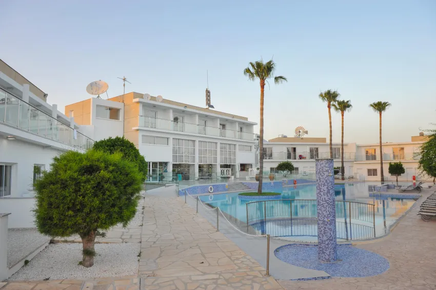 Fedrania Gardens Hotel 2*-40