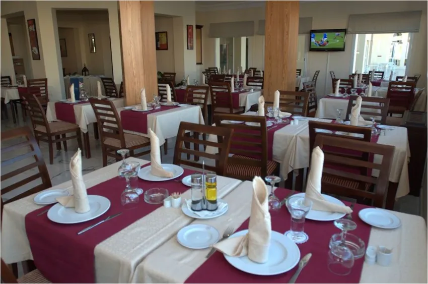 Marina Palace 4*-25