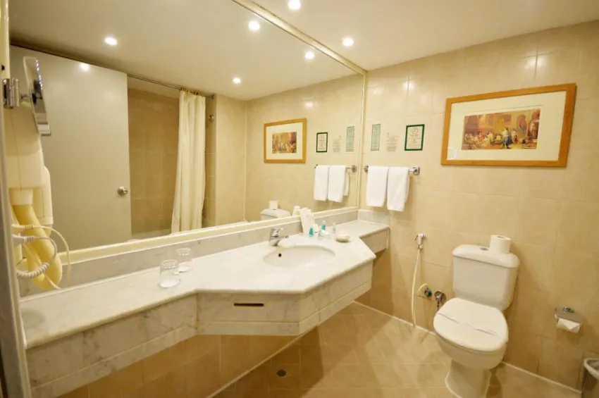 AURORA ORIENTAL RESORT  5*-4
