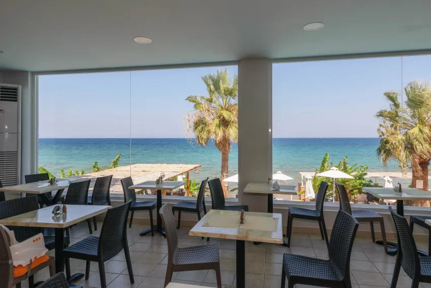 Belussi Beach Hotel 4*-93
