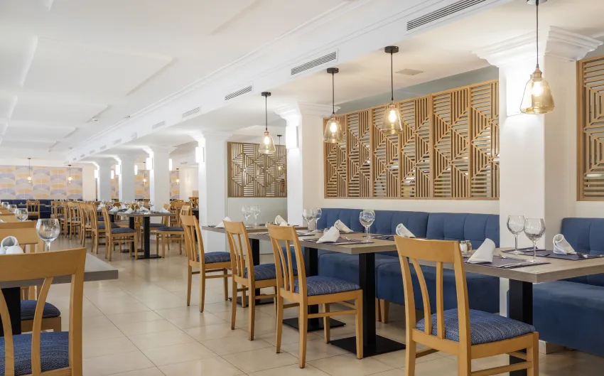 Universal Hotel Bikini 3*-45