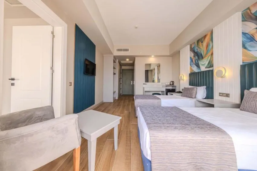 DREAM FUN WORLD HOTEL  5*-12