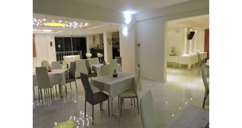 Golden Rose Suites 4*-10