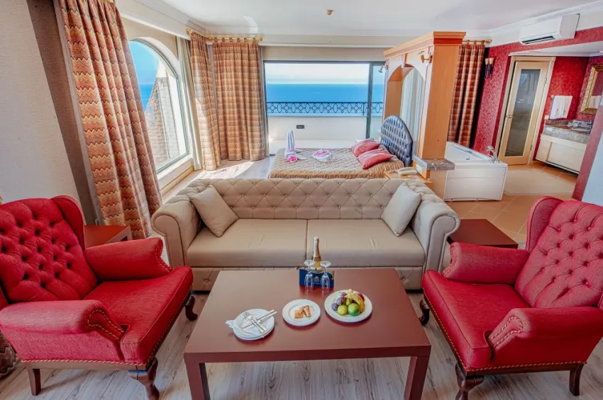 UTOPIA WORLD HOTEL  5*-18