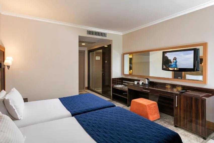 PINE BEACH BELEK  5*-22