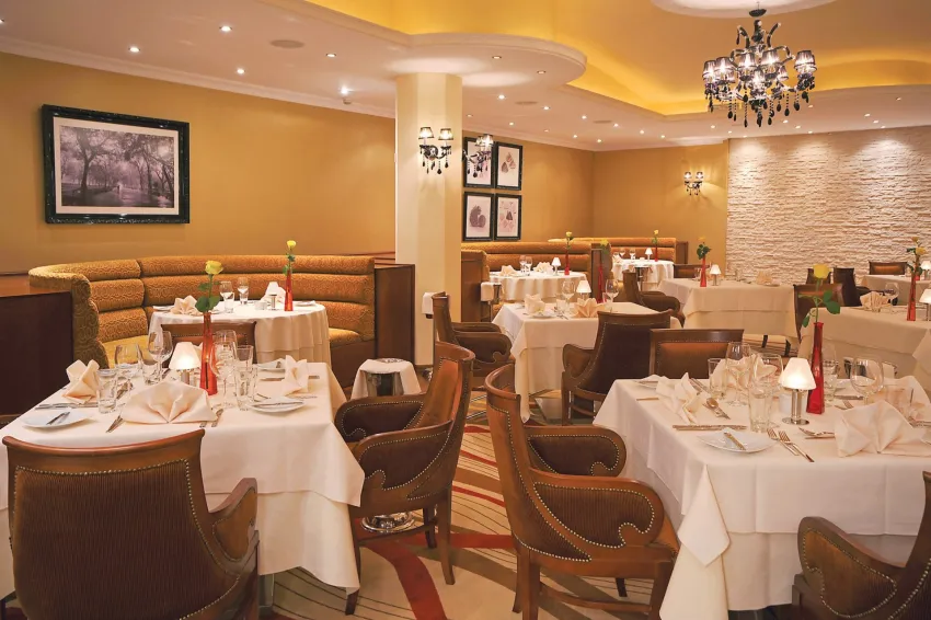 Alexander The Great Beach 4*-7