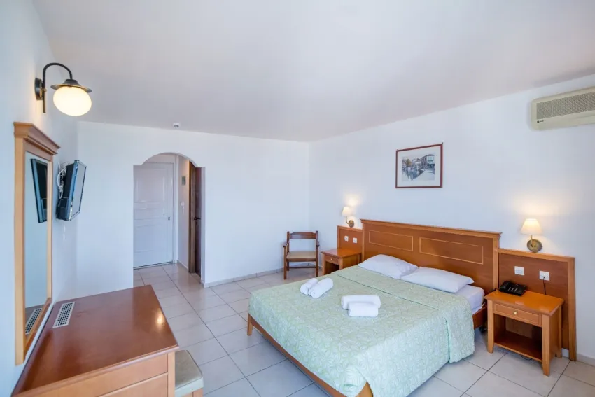 Semiramis Village Hotel 4*-8