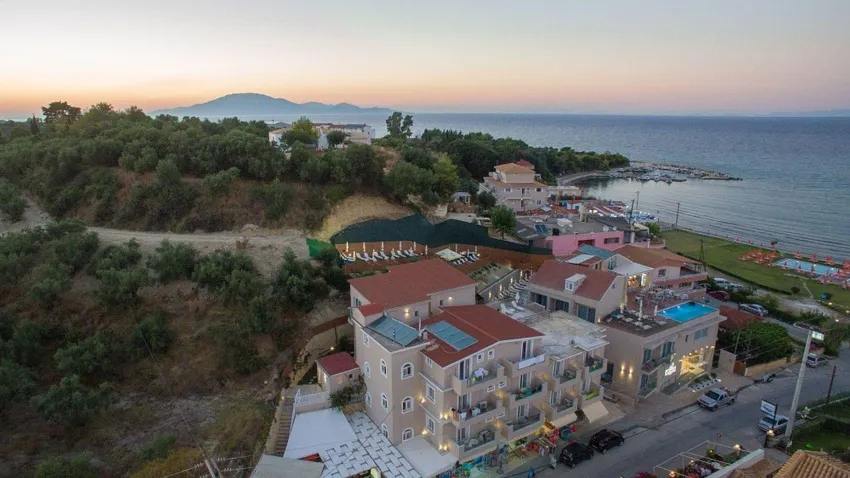 Porto Planos Beach 4*-7