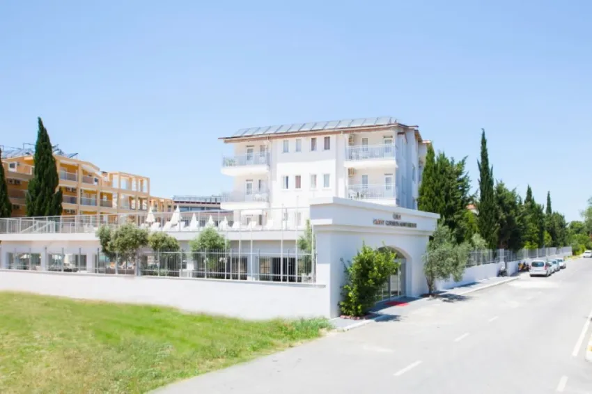 CATS GARDEN HOTEL  3*-17