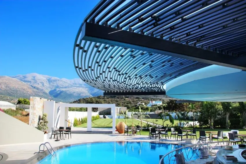 Marigianna Apartments 3*-7