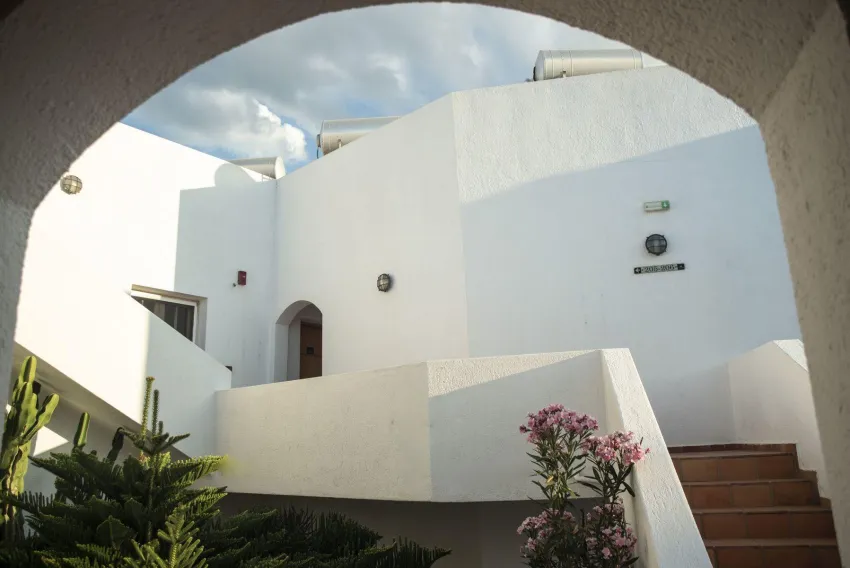 Alikes Studios & Suites 4*-28