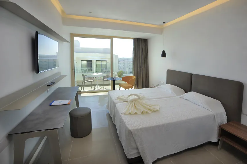 Nelia Beach Hotel 4*-12