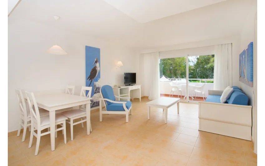 Iberostar Waves Ciudad Blanca 4*-8